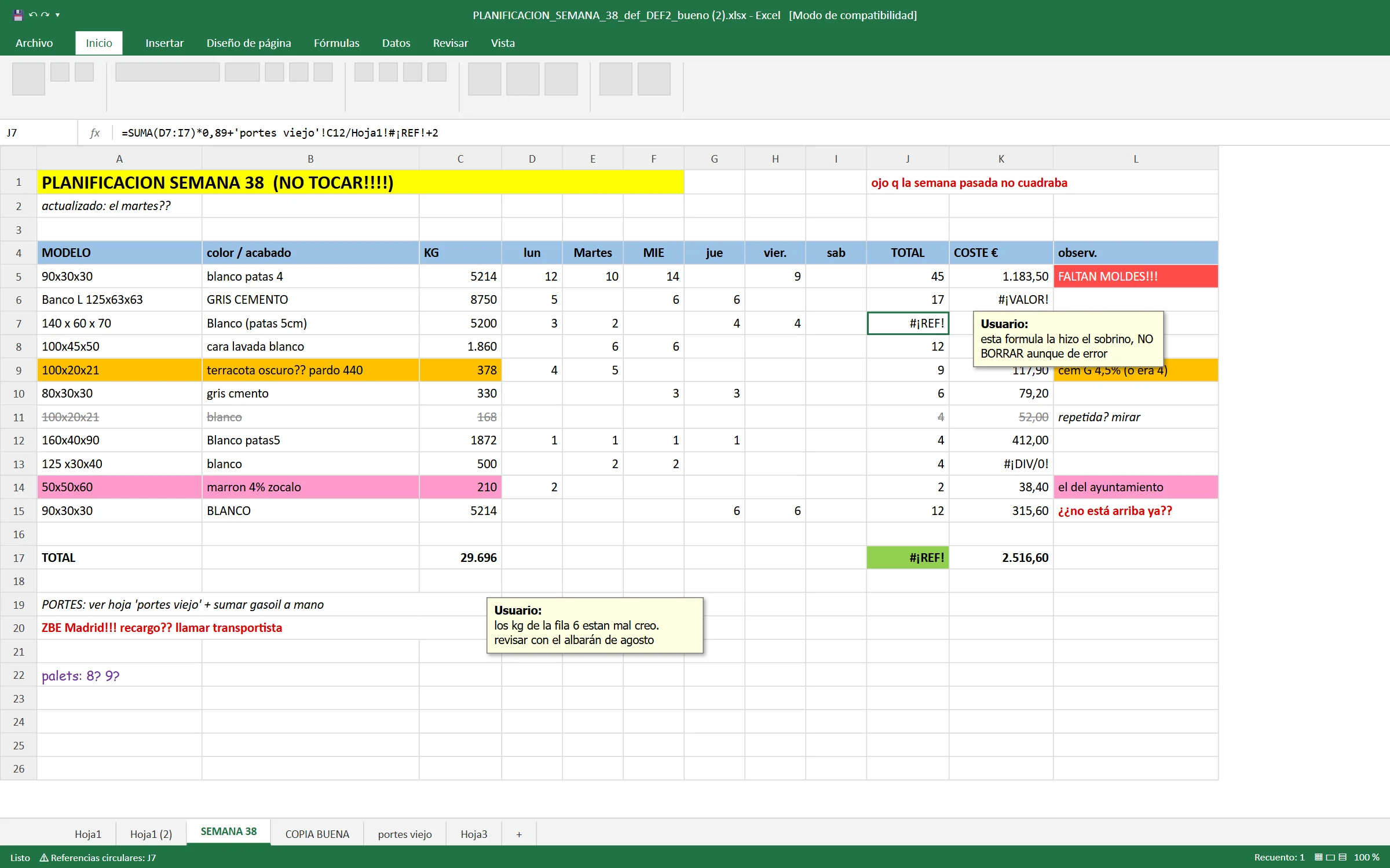 Recreación de la hoja de cálculo de antes: planificación semanal en Excel con celdas de colores a mano, filas repetidas, errores #¡REF! y notas como «NO TOCAR» o «llamar transportista».